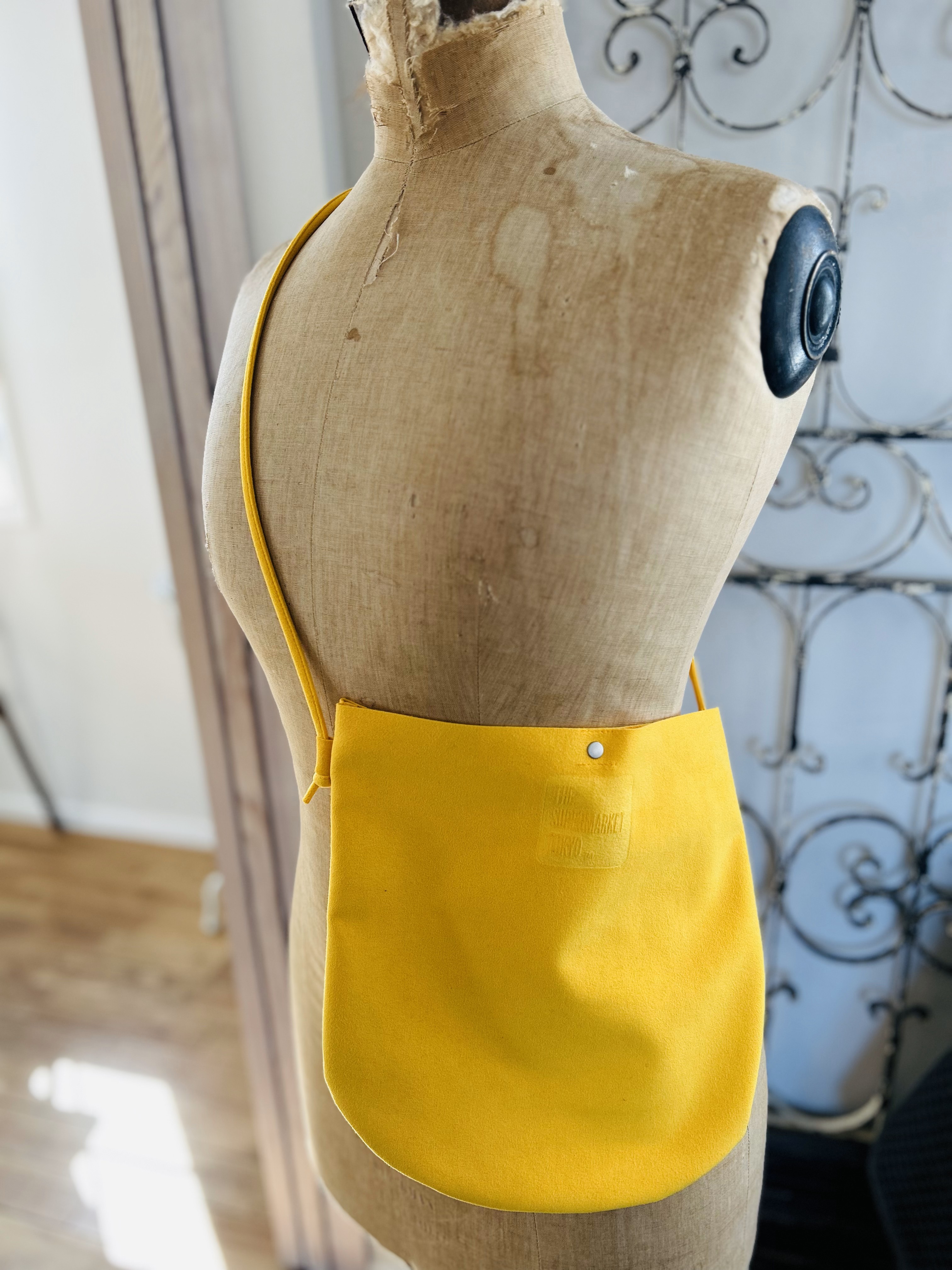 arch サコッシュ　MGサイズ